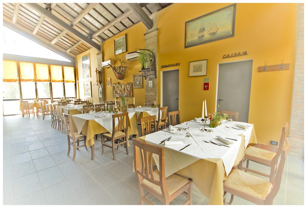 Corte Dossello 4* Massa Fiscaglia